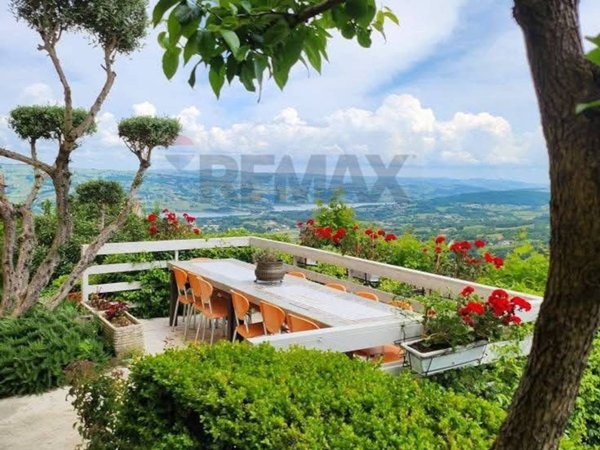 casa indipendente in vendita a Morcone