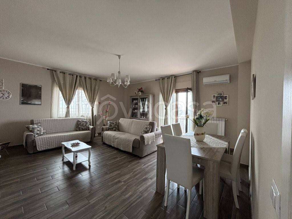 appartamento in vendita a Paduli
