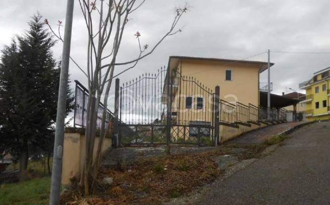 casa indipendente in vendita a Paduli