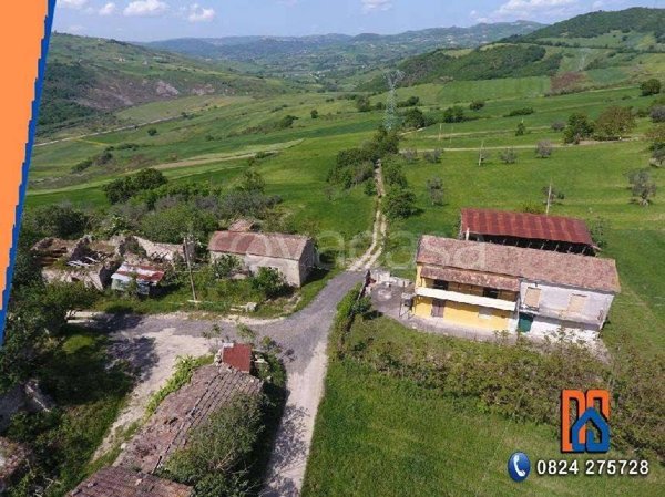 casa indipendente in vendita a Paduli