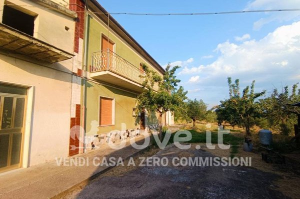 casa indipendente in vendita a Paduli in zona Saglieta