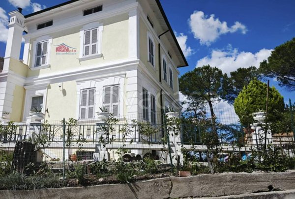 casa indipendente in vendita a Paduli