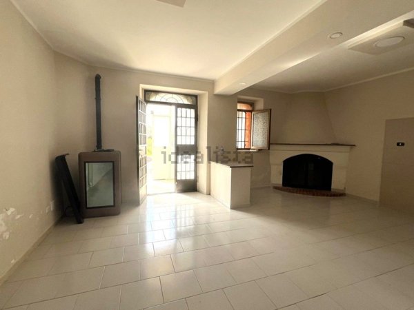 casa indipendente in vendita a Paduli in zona Orticelli
