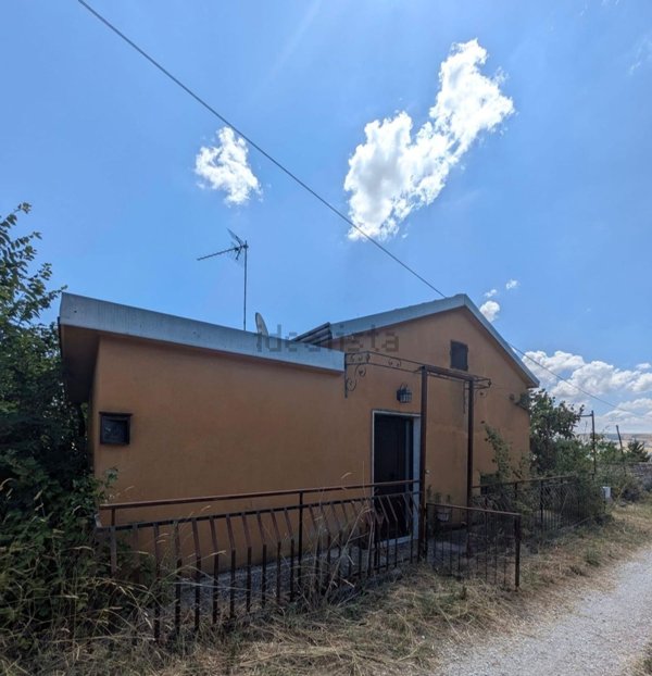 casa indipendente in vendita a Pago Veiano