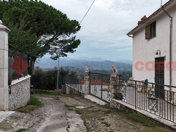 casa indipendente in vendita a Pannarano