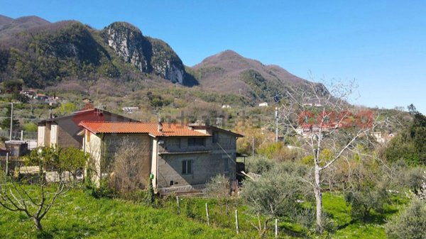 casa indipendente in vendita a Pannarano