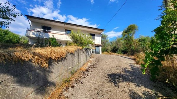 casa indipendente in vendita a Pannarano