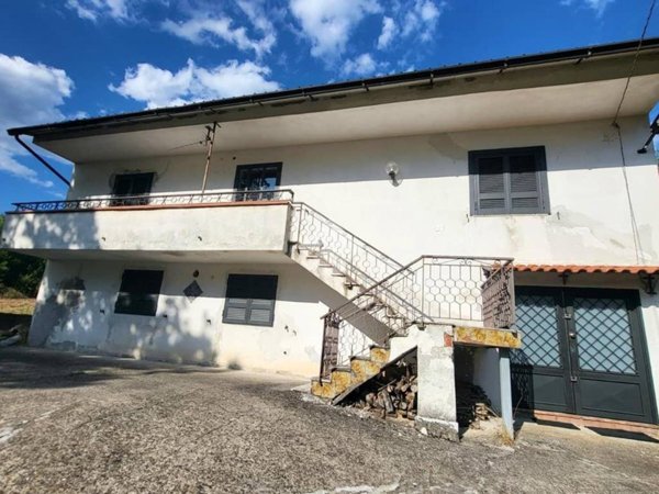 casa indipendente in vendita a Pannarano