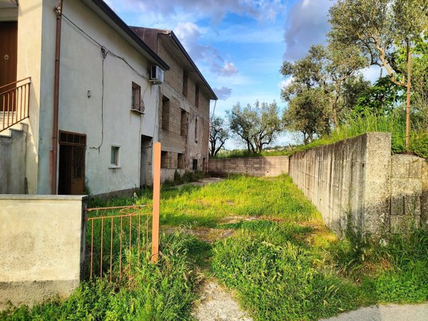 casa indipendente in vendita a Pannarano