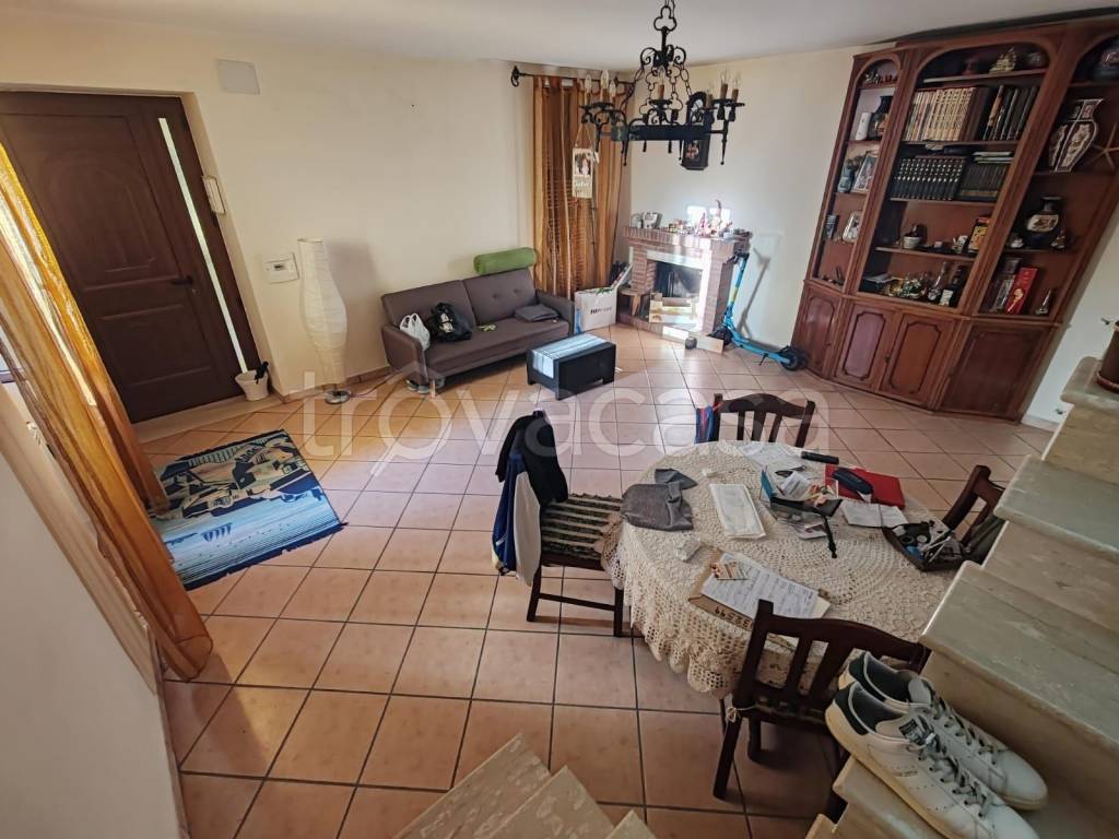 casa indipendente in vendita a Pannarano in zona Selvetelle