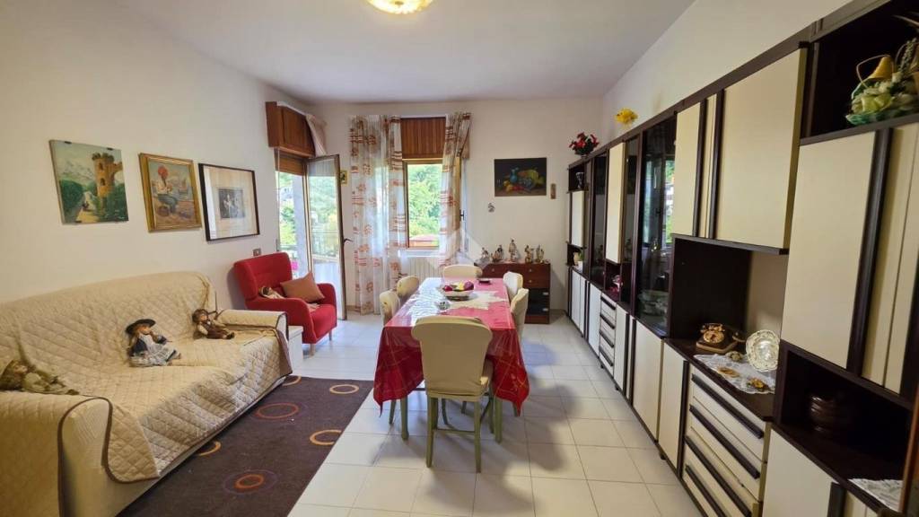 appartamento in vendita a Pannarano in zona Selvetelle