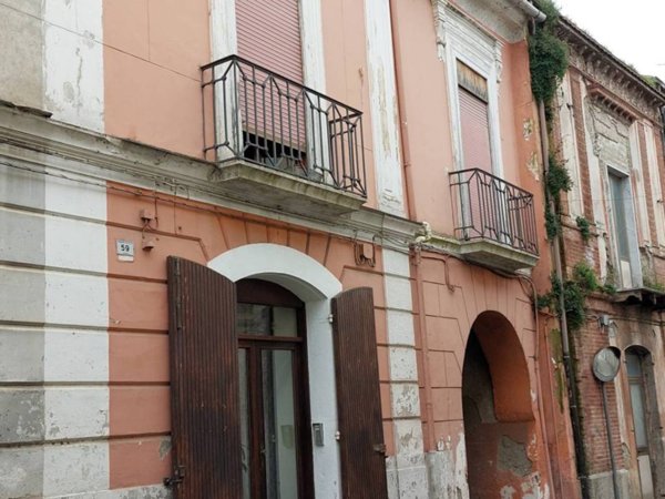 quadrivano in vendita a Paolisi