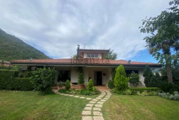 casa indipendente in vendita a Paolisi