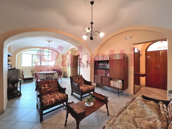 casa semindipendente in vendita a Paupisi