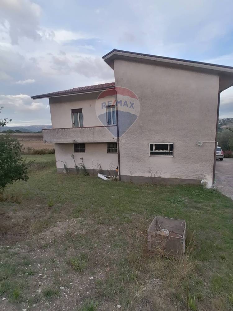 casa indipendente in vendita a Pesco Sannita