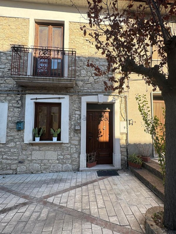 casa indipendente in vendita a Pesco Sannita