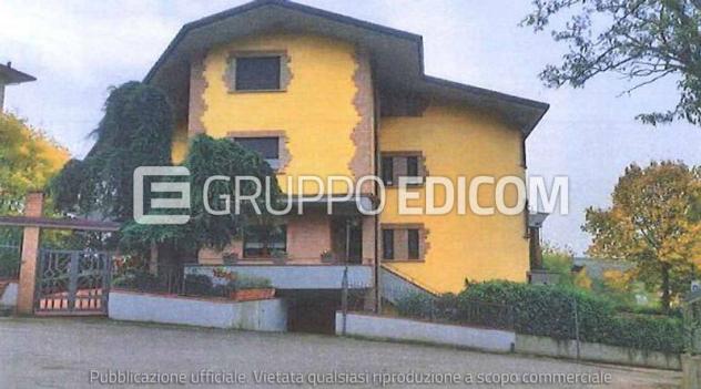 casa indipendente in vendita a Pietrelcina