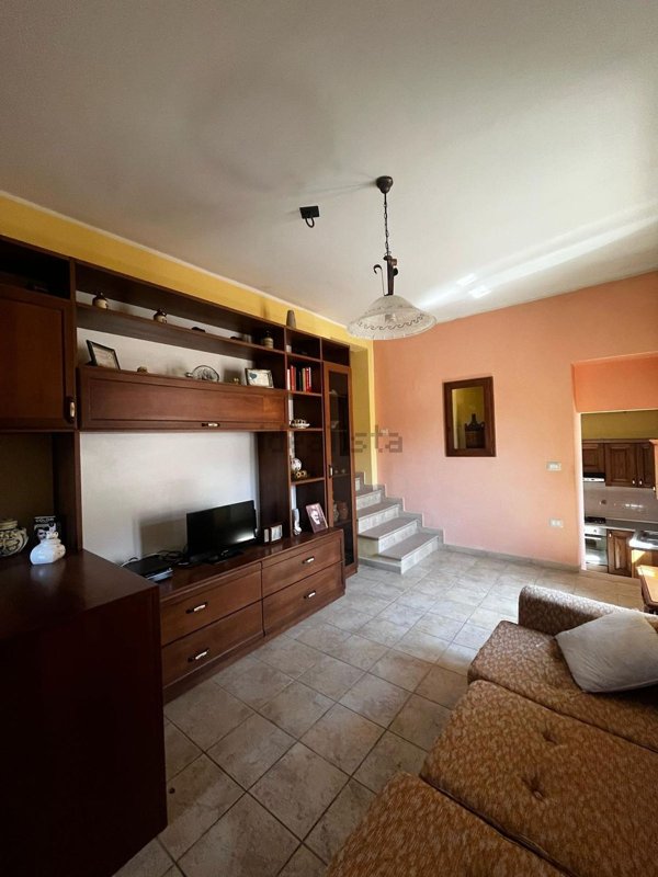 casa indipendente in vendita a Pietrelcina