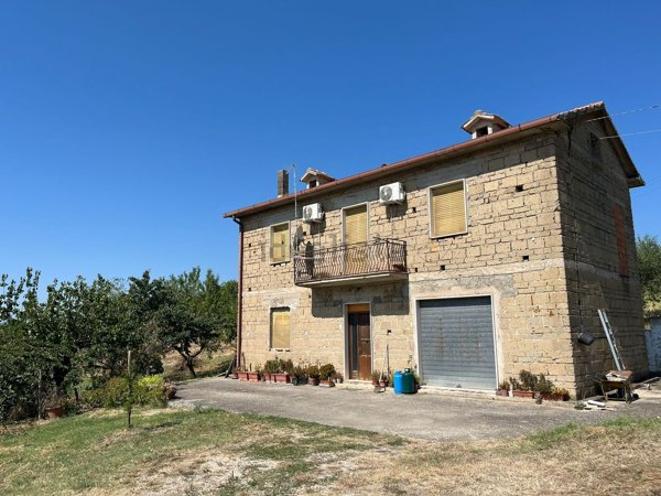 esavano in vendita a Pietrelcina