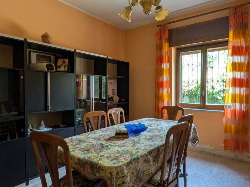 casa indipendente in vendita a Pietrelcina