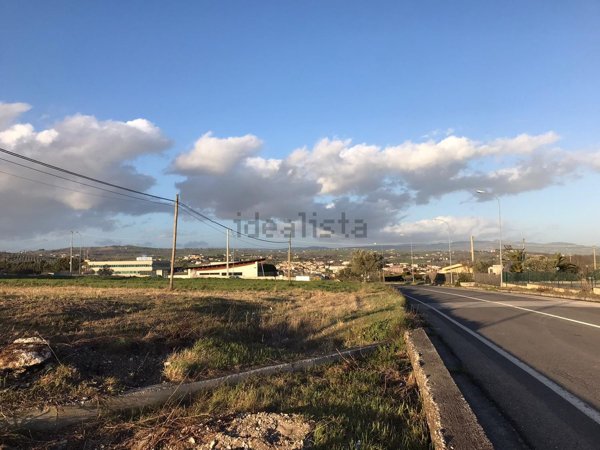 terreno edificabile in vendita a Pietrelcina