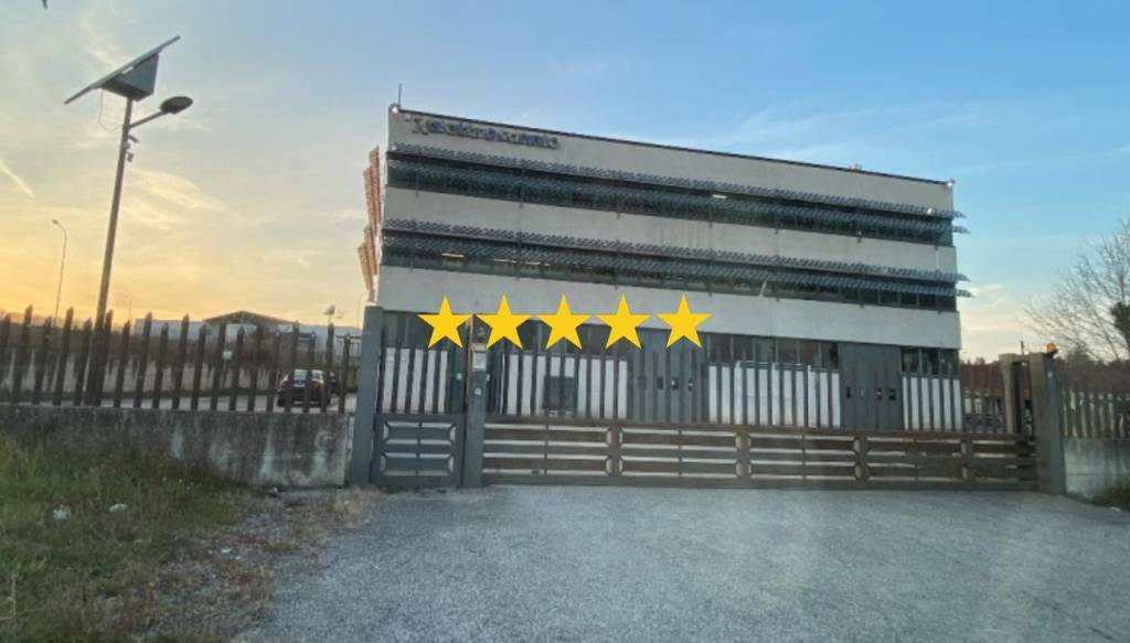 casa indipendente in vendita a Pietrelcina