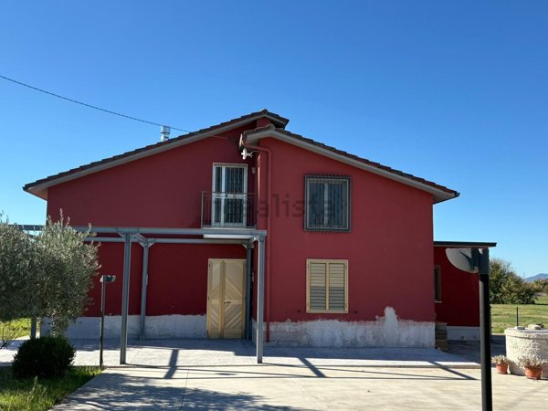casa indipendente in vendita a Pietrelcina