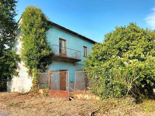 casa indipendente in vendita a Pietrelcina