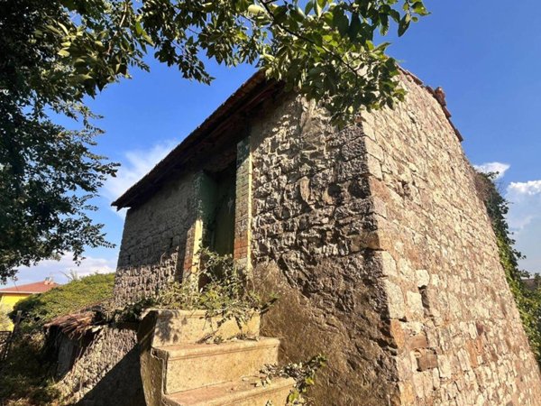 casa indipendente in vendita a Pietrelcina