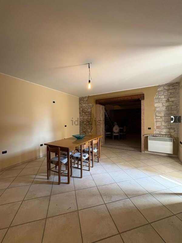 casa indipendente in vendita a Pietrelcina