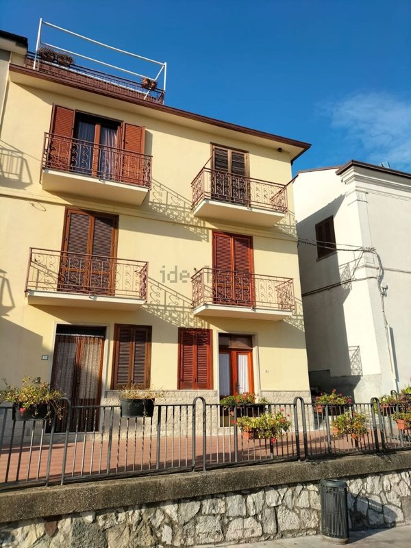 casa indipendente in vendita a Pietrelcina