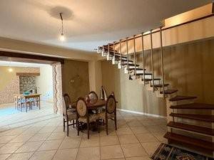 casa indipendente in vendita a Pietrelcina