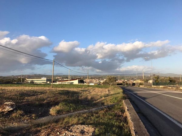 terreno edificabile in vendita a Pietrelcina