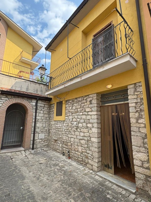 appartamento in vendita a Pietrelcina