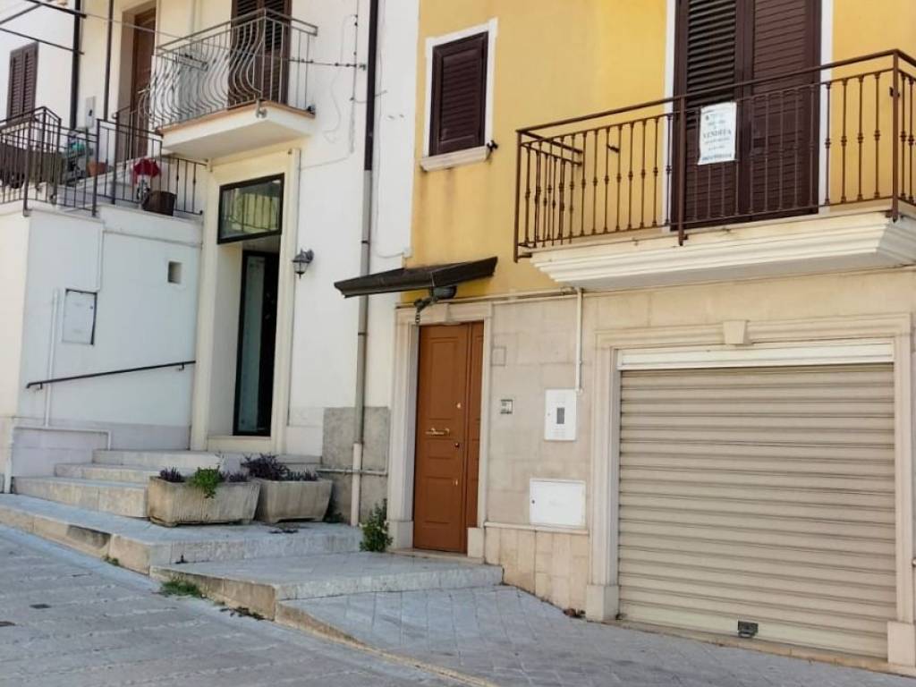 casa indipendente in vendita a Pietrelcina