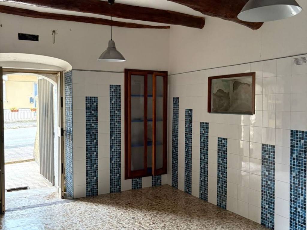 negozio in vendita a Pietrelcina
