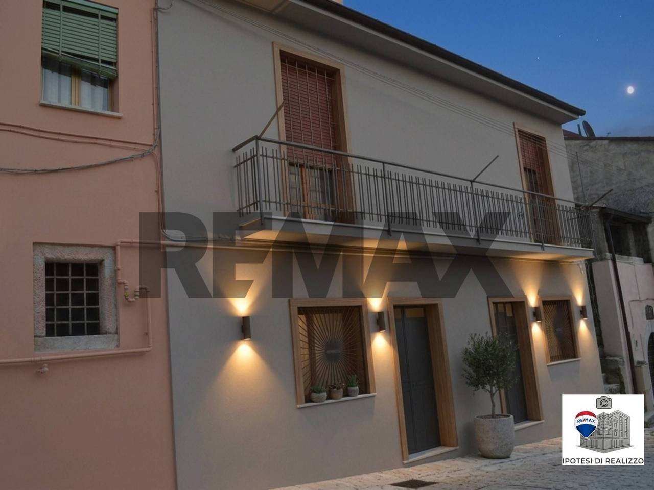 casa indipendente in vendita a Pietrelcina in zona Stazione
