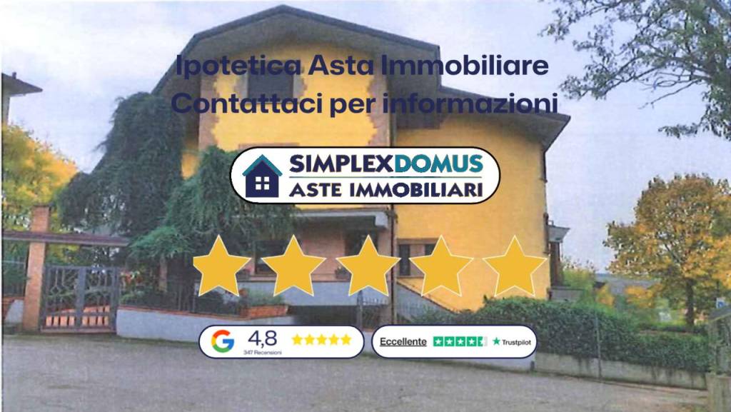 casa indipendente in vendita a Pietrelcina in zona Stazione