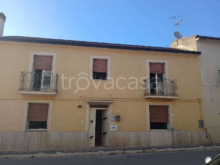 casa indipendente in vendita a Ponte