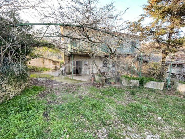 casa indipendente in vendita a Pontelandolfo
