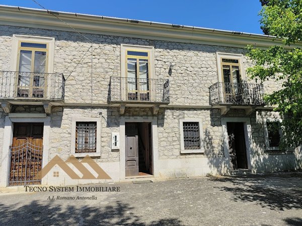casa indipendente in vendita a Pontelandolfo