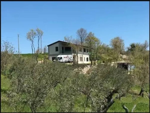 casa indipendente in vendita a Pontelandolfo