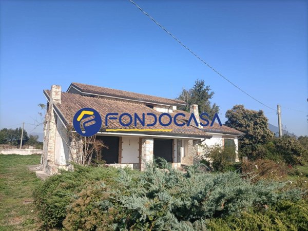casa indipendente in vendita a Puglianello