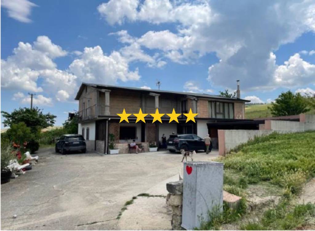 casa indipendente in vendita a San Bartolomeo in Galdo