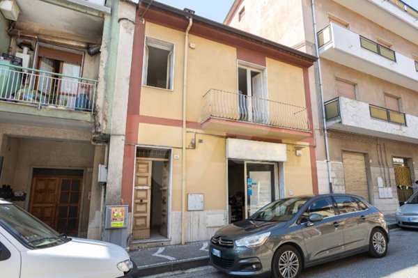 casa indipendente in vendita a San Giorgio del Sannio
