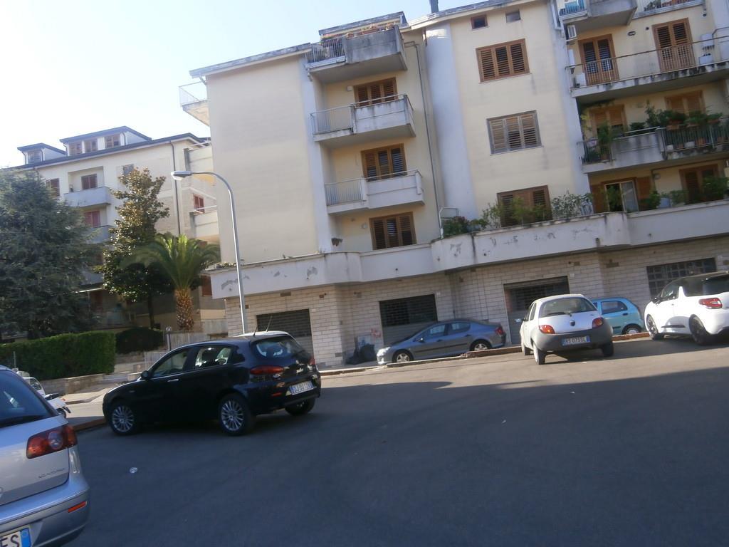 locale commerciale in vendita a San Giorgio del Sannio
