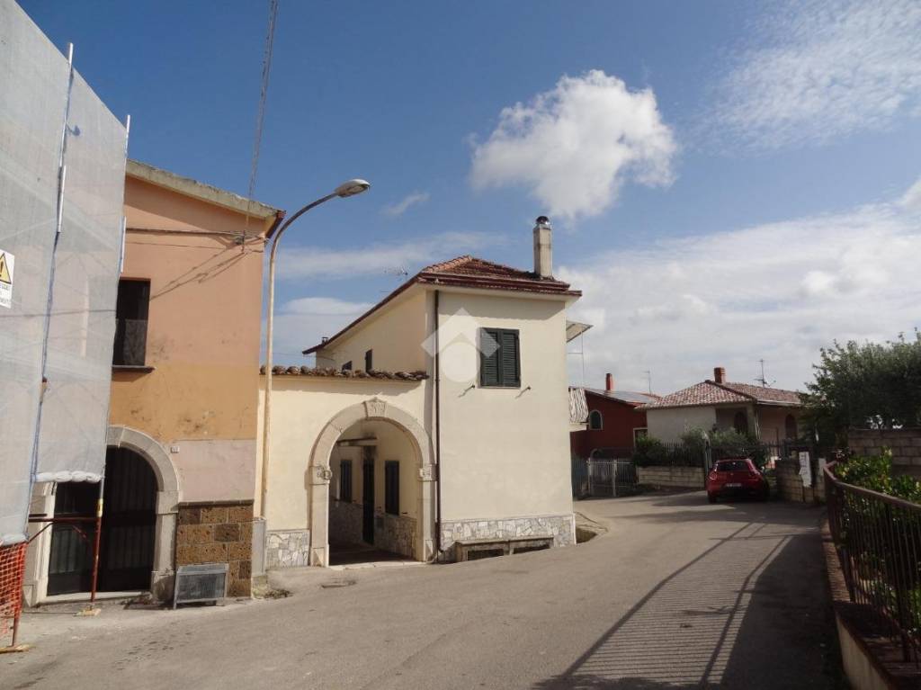 casa indipendente in vendita a San Giorgio del Sannio