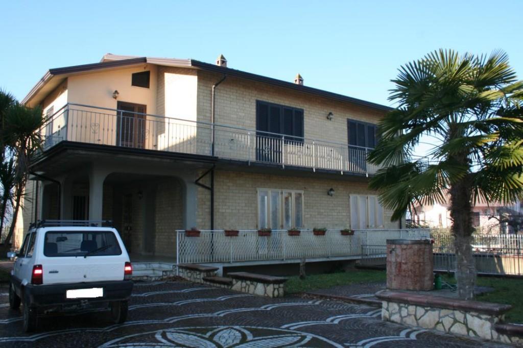 casa indipendente in vendita a San Giorgio del Sannio