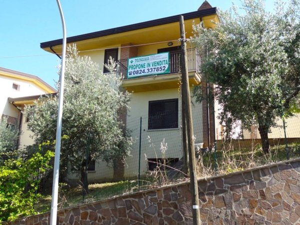 casa indipendente in vendita a San Giorgio del Sannio