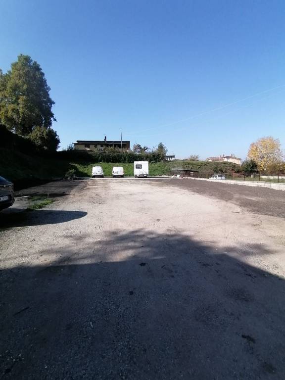 negozio in vendita a San Giorgio del Sannio